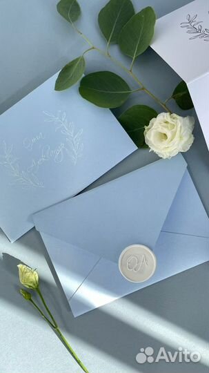 Конверты из бумаги дизайнерской цветные