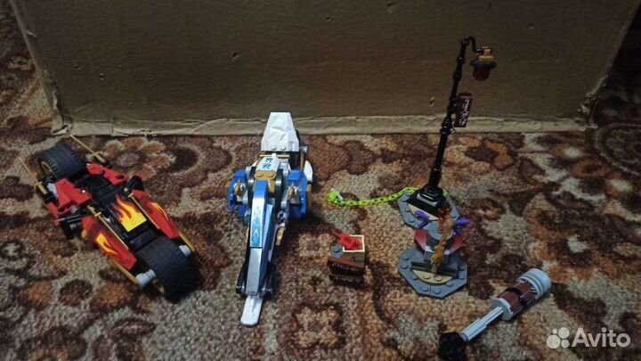 Lego Ninjago мотоцикл кая и зейна. Лего ниндзяго