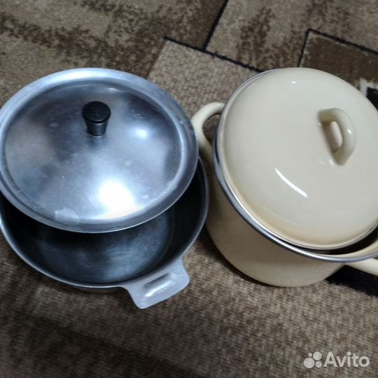 Кастрюля эмалированная