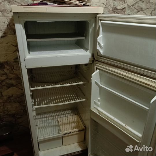 Холодильник бу