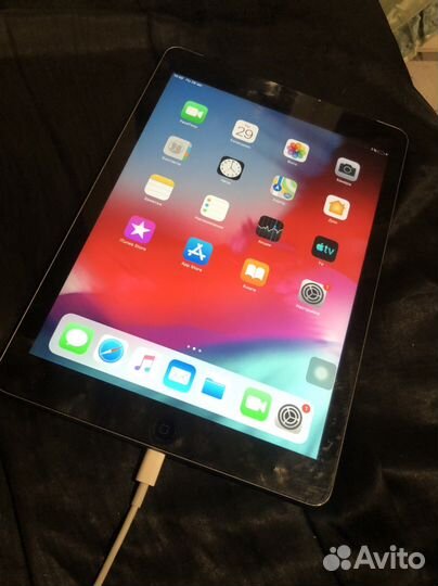 iPad air 1, 32 GB/LTE,сим-карта, (нюанс)