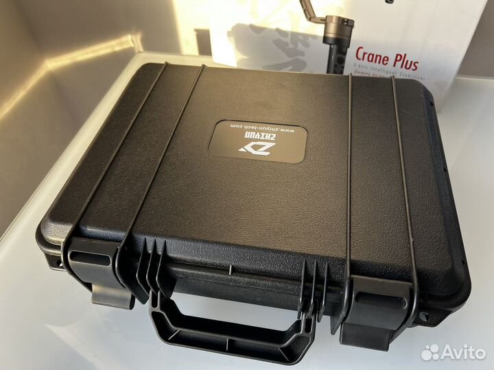 Трехосевой подвес Zhiyun Tech Crane Plus