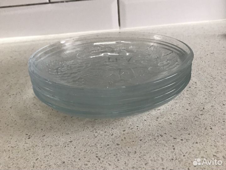 Стеклянные тарелки сервиз 4 штуки