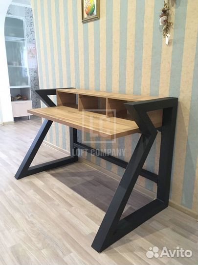 Компьютерный стол