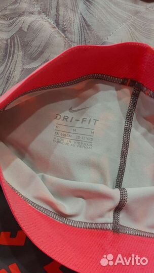 Продам легенсы с топом nike