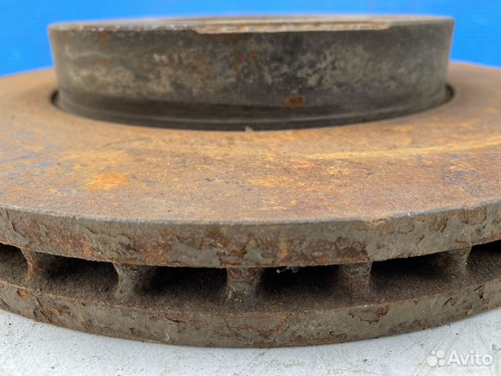 Ssangyong kyron передний тормозной диск