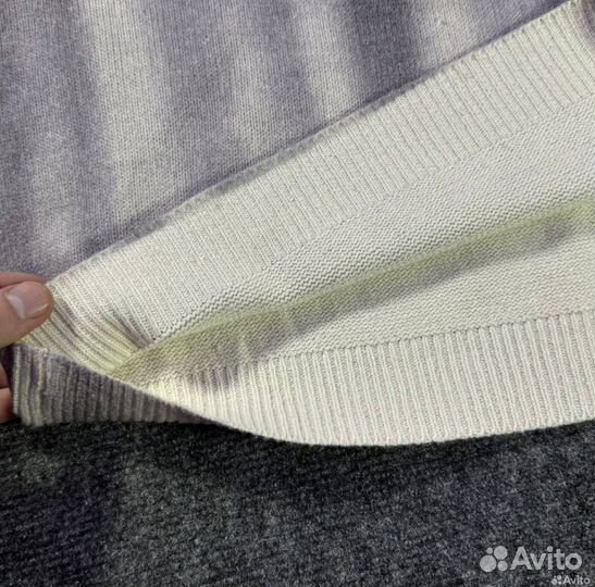 Свитер Supreme blurred logo