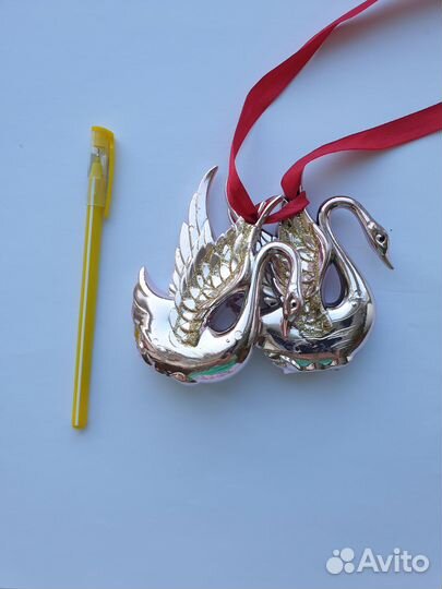 Фигурки сувениры Лебеди