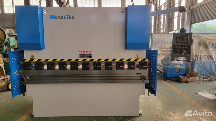 Листогибочный пресс MetalTec HBM 125/2500