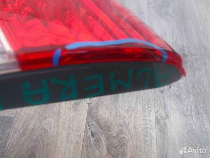 Фонарь правый внутренний №12 Nissan Almera G15