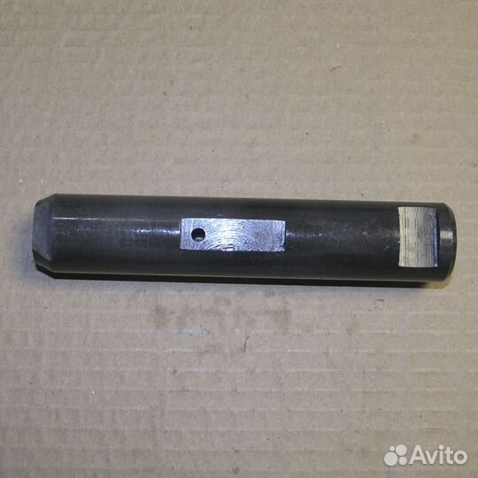 Палец ушка передней рессоры маз (д.32, H160) тефл