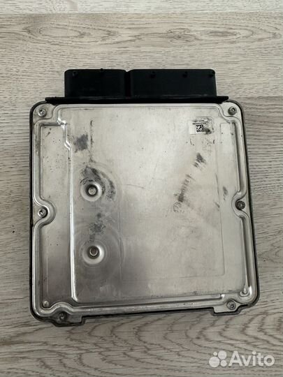 Блок управления двигателя volkswagen touareg 2006