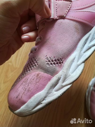 Кроссовки для девочки 34