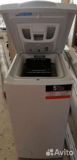 Стиральная машина Indesit с вертикальной загрузкой