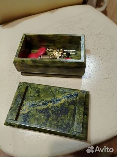 Малахитовая шкатулка