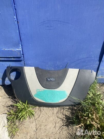 Крышка двигателя mercedes 164/C klass 204