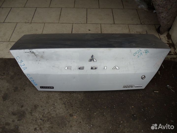 Крышка багажника Митсубиси Цедиа