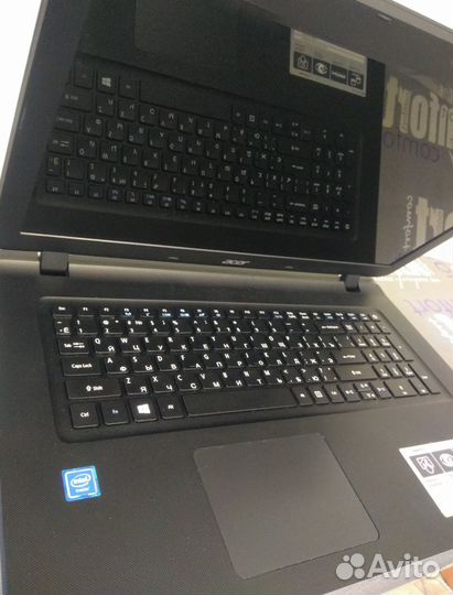Ноутбук Acer Aspire ES1 17.3 дюйма