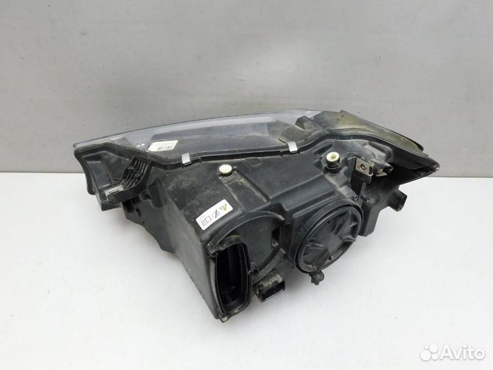 Фара правая BMW X3