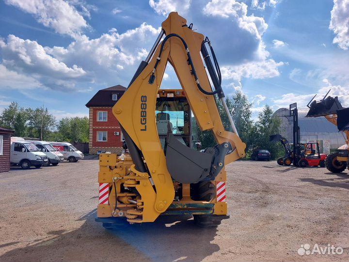 Экскаватор-погрузчик LGCM LGB88, 2023