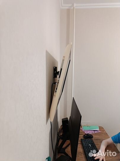 Телевизор ЖК 32 дюйма бу