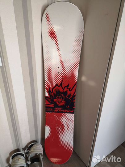 Продам сноуборд 134