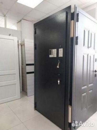 Дверь входная