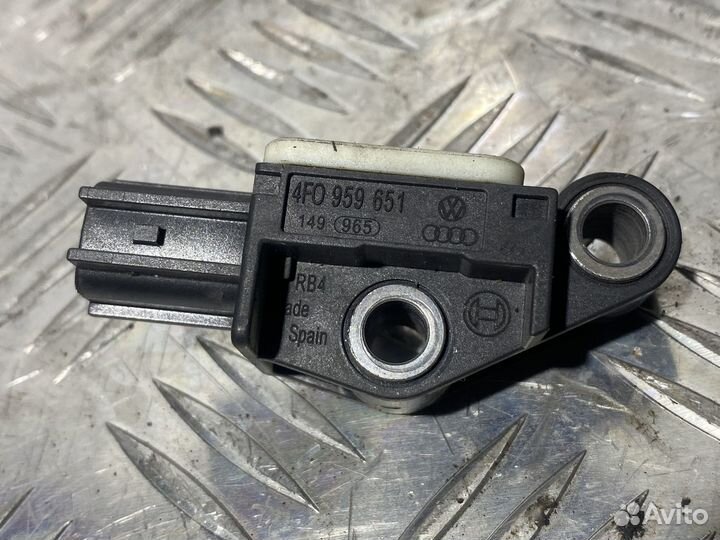 Датчик удара AirBag Audi A6 C6 A6 Allroad RS6 S6