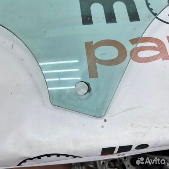 Стекло двери переднее левое Audi Q8 2019