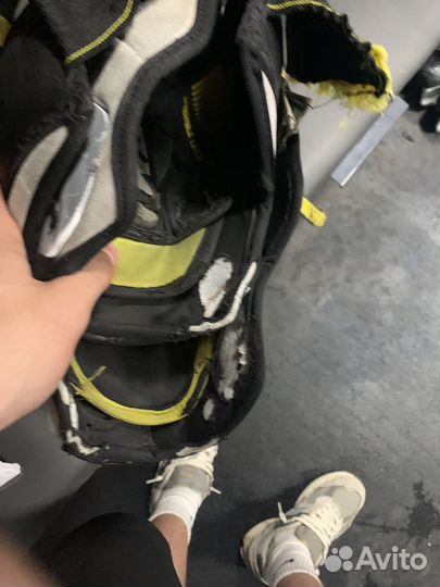 Хоккейные щитки 14 ссм super tacks