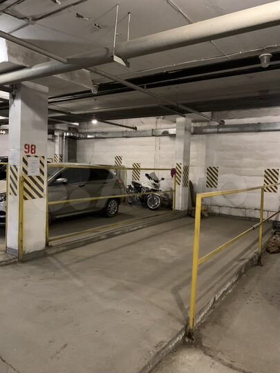 Машиноместо, 21 м²