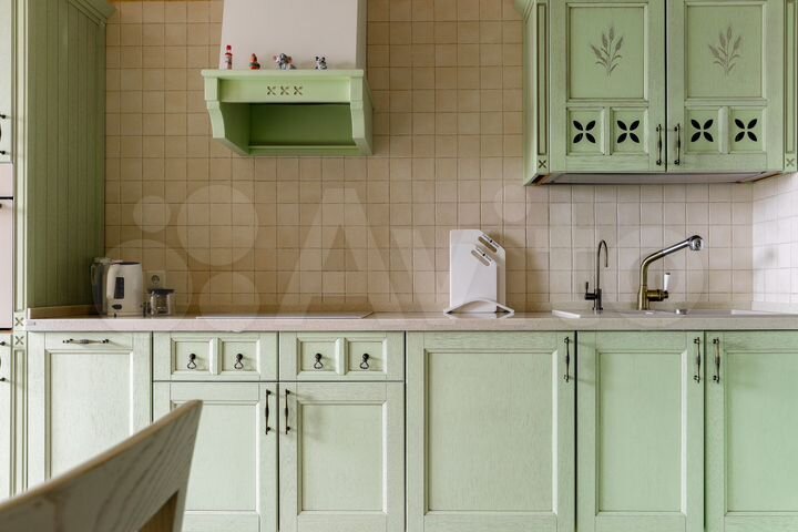 4-к. квартира, 112,6 м², 10/16 эт.