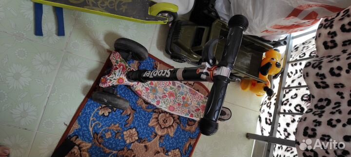Продам детские самокаты