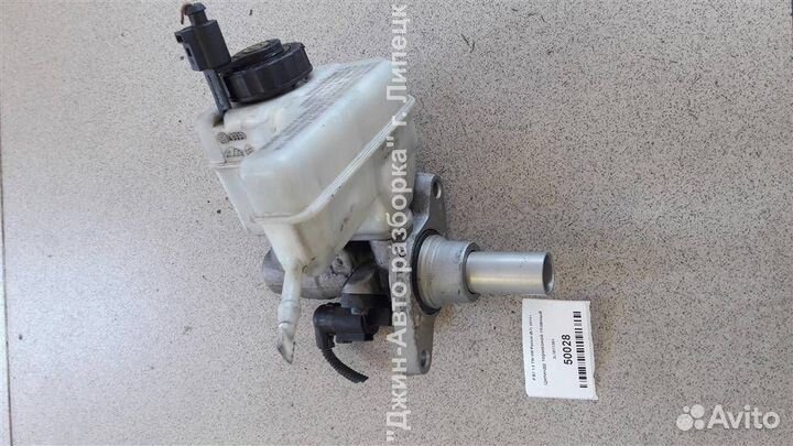 Главный тормозной цилиндр 2.0 Passat B6 B7 Tiguan