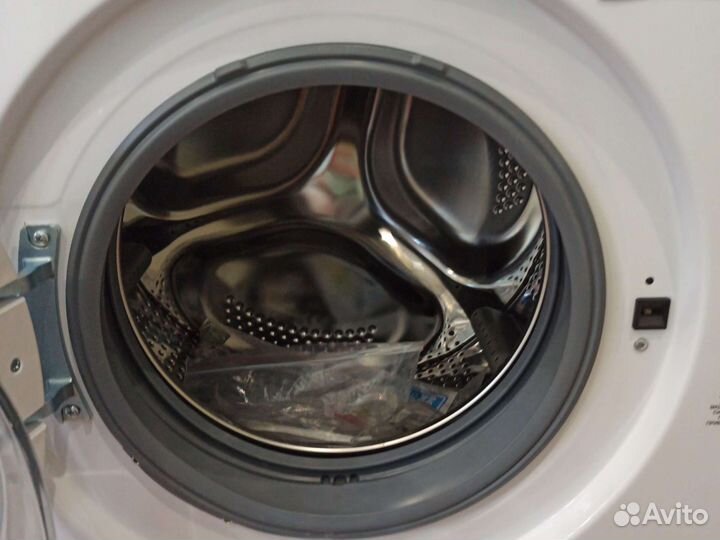 Стиральная машина Weissgauff WM 46106 Steam