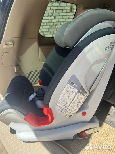 Автокресло britax romer advansafix iii