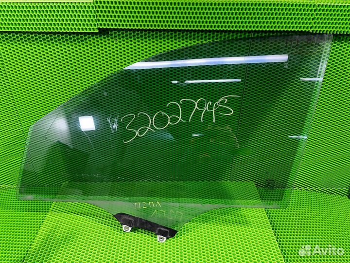 Стекло двери переднее левое Acura Mdx YD2 J37A1