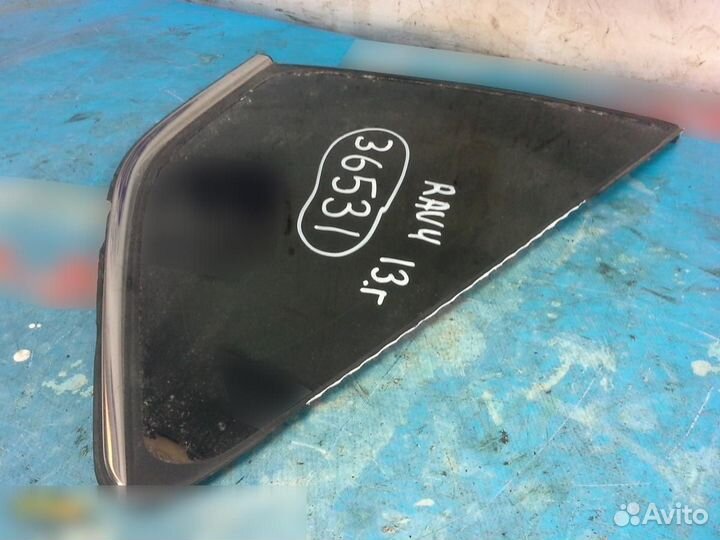 Стекло кузовное глухое левое Toyota RAV 4 2013