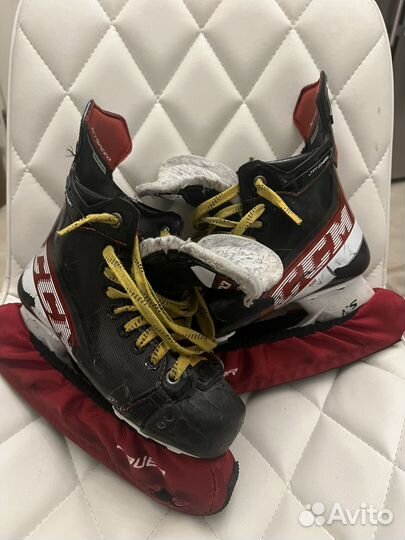 Коньки хоккейные CCM jetspeed ft4