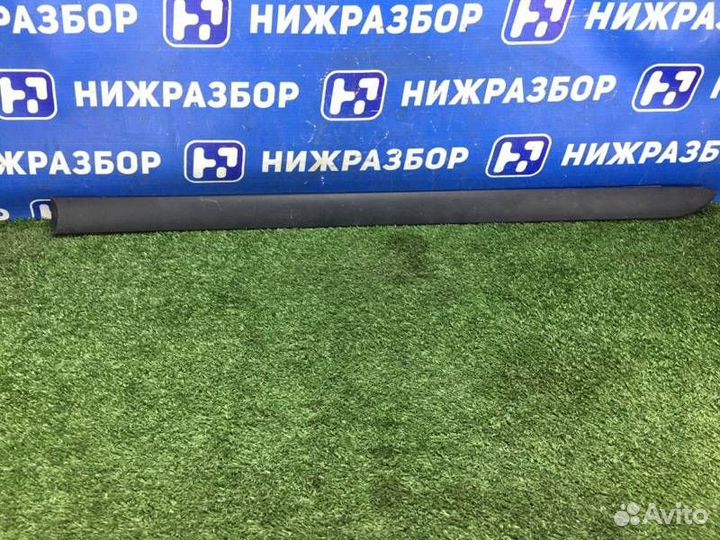 Накладка двери задняя левая Volkswagen Caddy