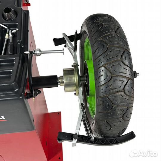 Aдаптер для балансировки мотоциклетных колес