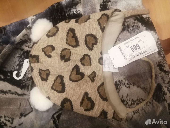 Шапка для девочки новая демисезонная до 1 года