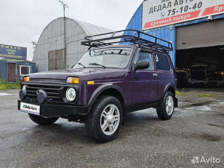 LADA 4x4 (Нива) 1.7 МТ, 2002, 200 000 км