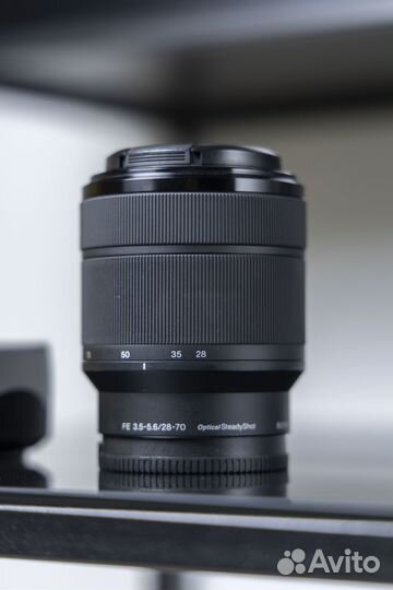 Sony 28-70mm f/3.5-5.6 oss
