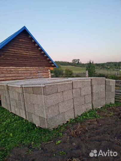 Продам арболитовые блоки