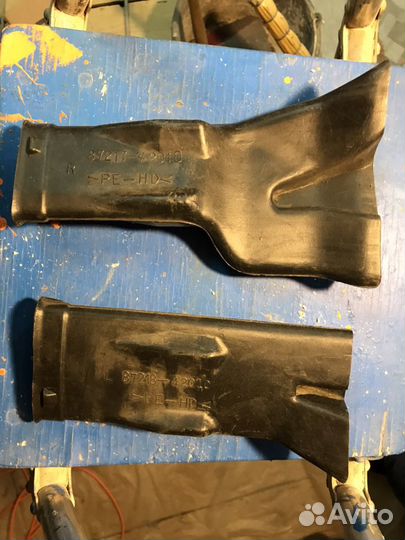 Toyota 87217-42010 и Toyota 87218-42010