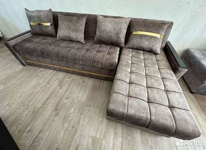 Диван угловой в наличии
