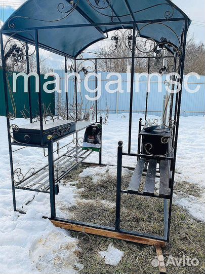 Кованные мангалы с крышей