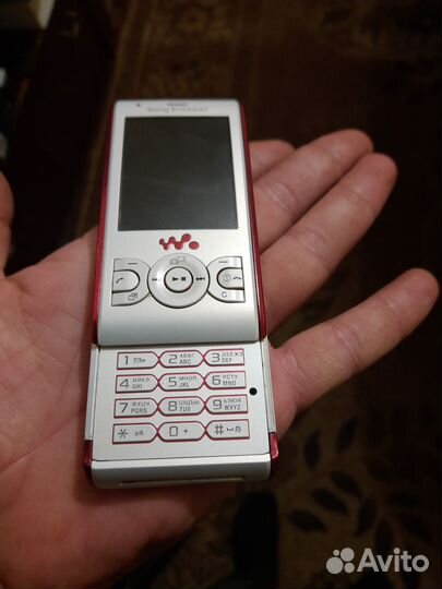 Sony Ericsson W595