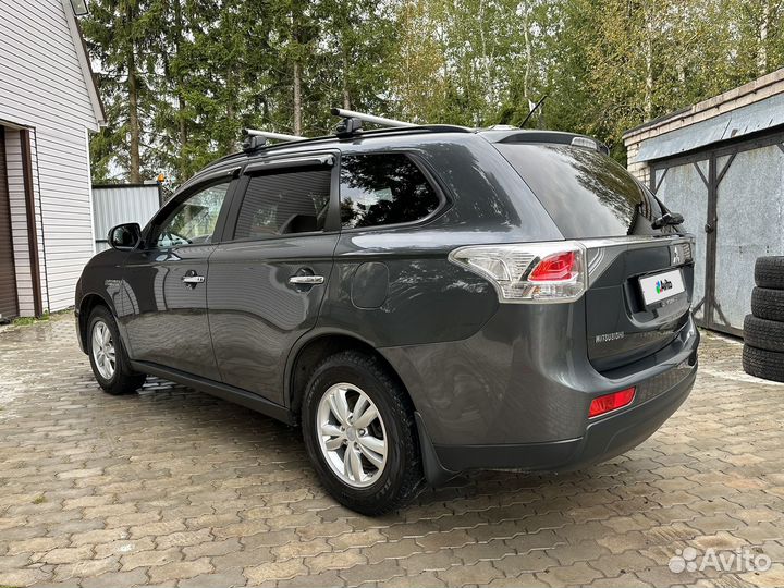Mitsubishi Outlander 2.4 CVT, 2013, 101 000 км